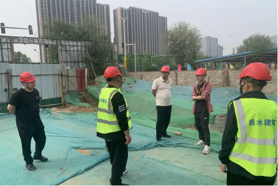 “五一”期間昌水公司領(lǐng)導(dǎo)帶班督導(dǎo)檢查